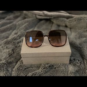 Dior Eyewear
Like New SoStellaire1 square-frame sunglasses